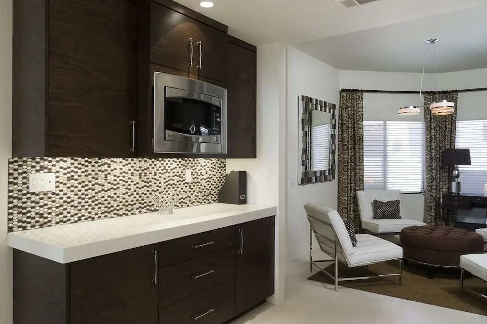 Designer Palm Springs Condo by RedAwning