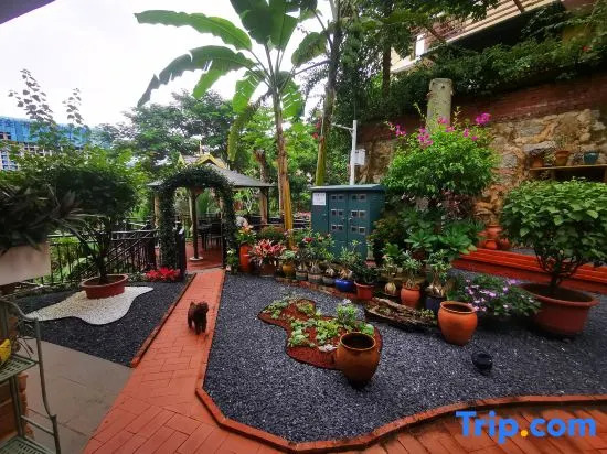Xishuangbanna Jinghong Zhongtai Homestay (Rainforest Lanshan Branch)