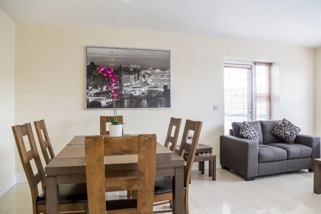 Pearse Street Suites