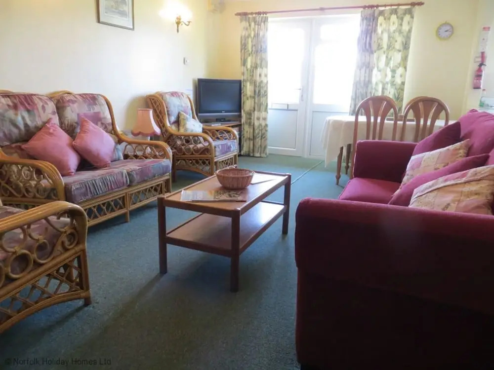 Midway Apartment, Close to Beach