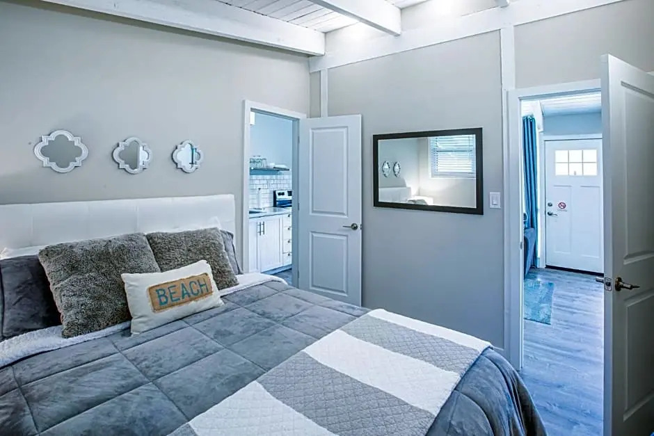Boutique Suite #6