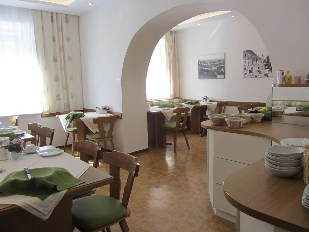 Gästehaus Ferk - Frühstückspension, Bed & Breakfast
