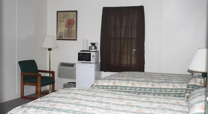 Aurora Inn & Motel