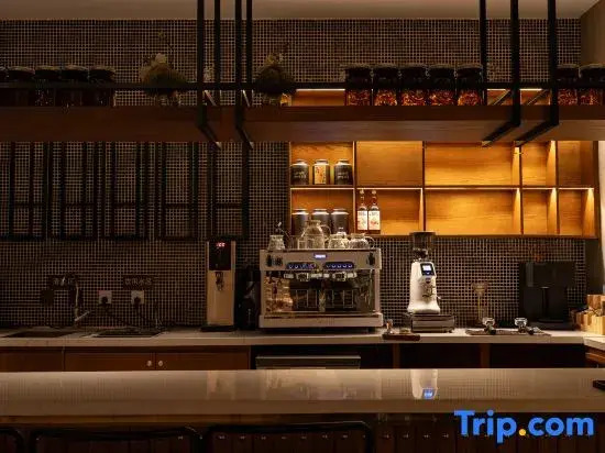 James Joyce Coffetel (Tianjin Jinghai Tuanbo University Town)