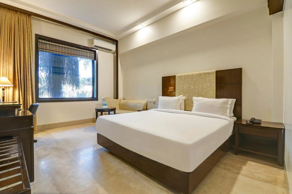 Hotel Airport Residency