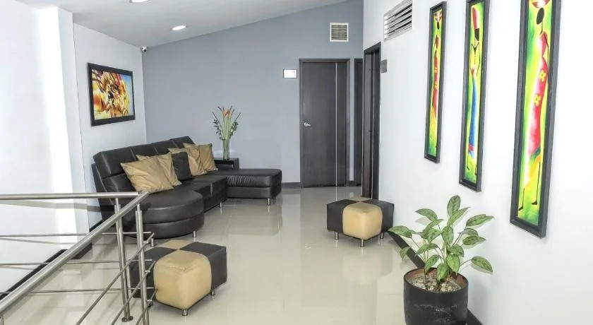 Hotel Platino Plaza