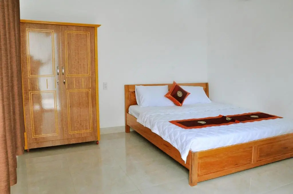 Khách Sạn Hiệp Thạnh