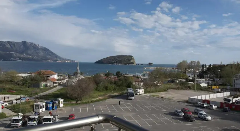 Apartments Marina