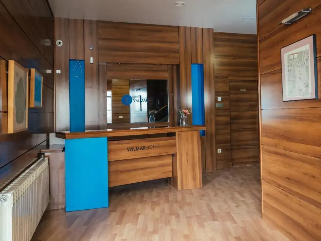 HOTEL VALMAR