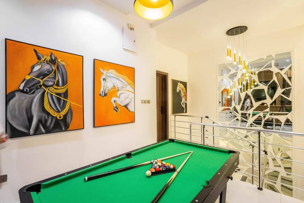 Jayjay Homes And Apartment