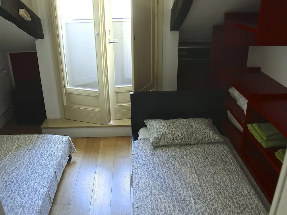Suite In The Center