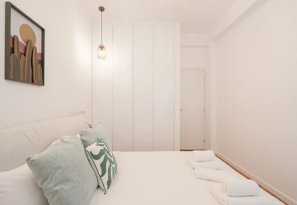 LIV - Comfortable Stylish Escape in Pagrati
