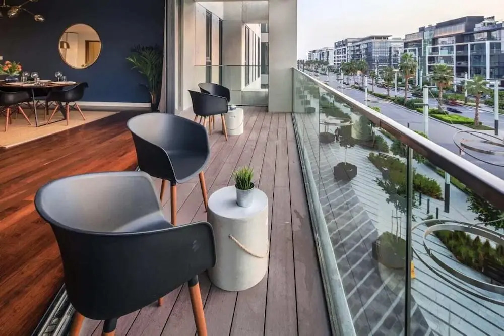 Luxurious Getaway Right Across City Walk Mall