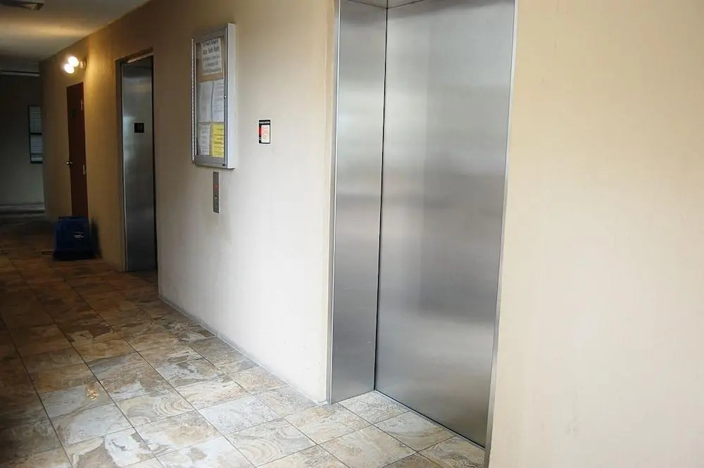 Romar Place 303