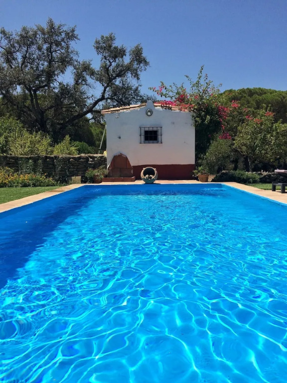 Dehesa de las Yeguas casa en finca privada con piscina y playa