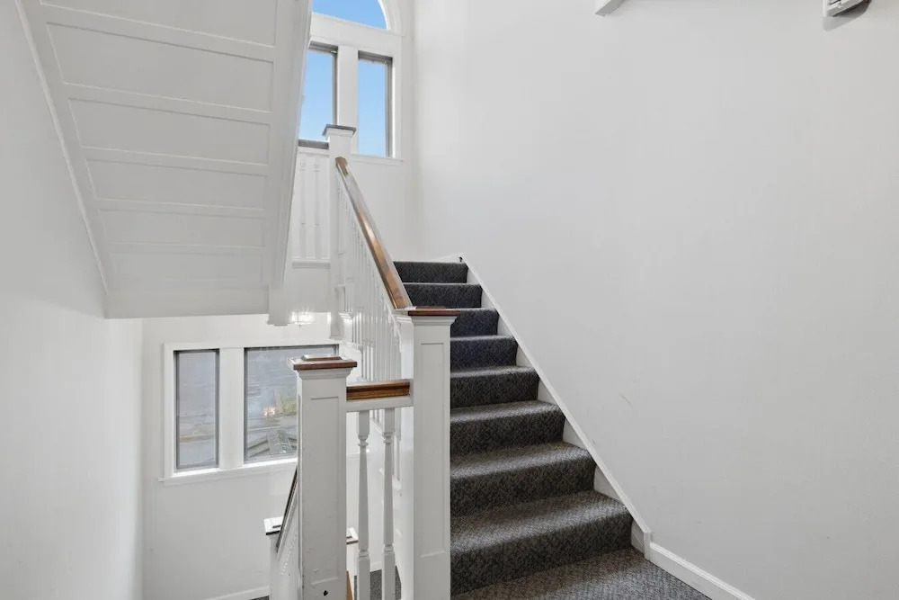 Comfortable 3BR Minutes to Broadway Parking