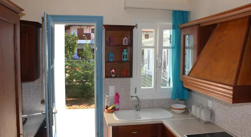 Delma Summer Houses