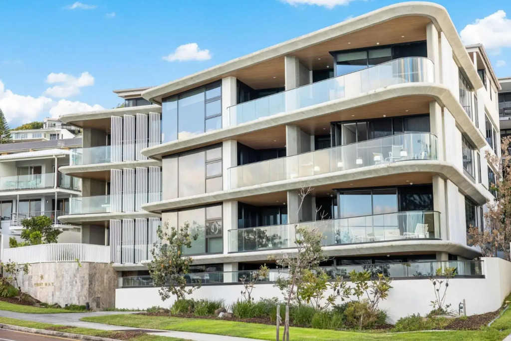 Coolum First Bay 121