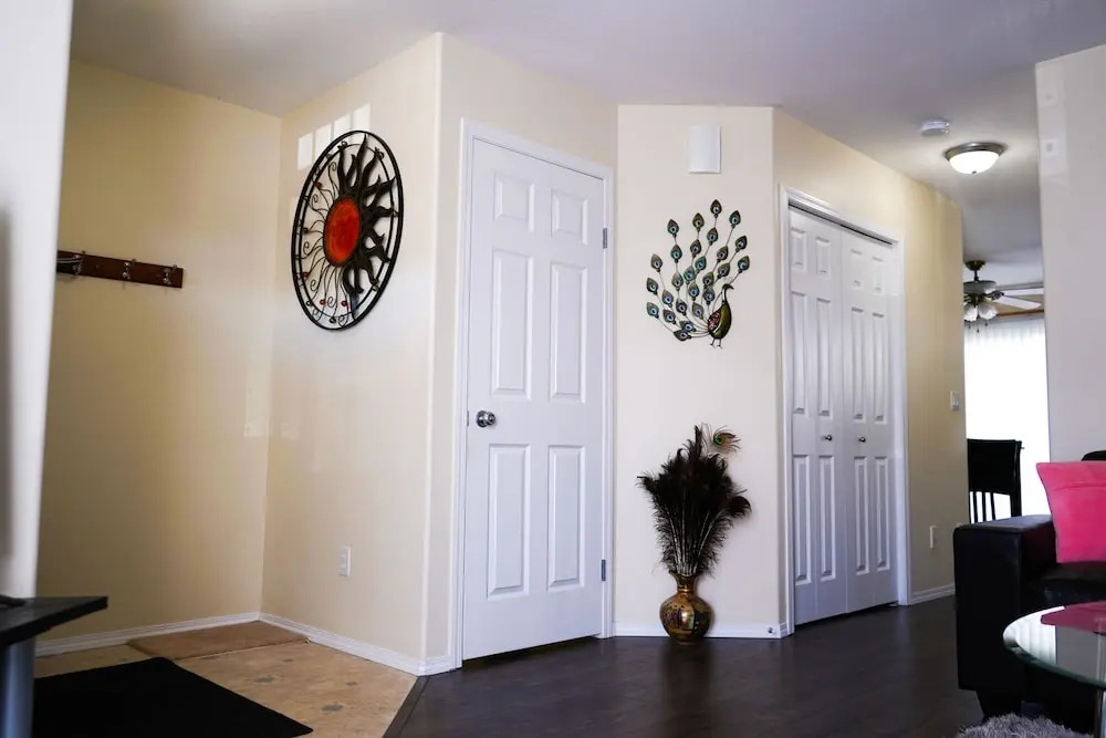 Lakewood's Local Living Quarters