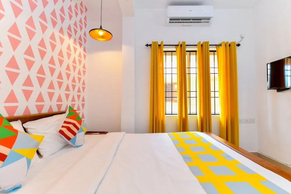 OYO Home 30657 Elegant Stay Near Lulu Mall