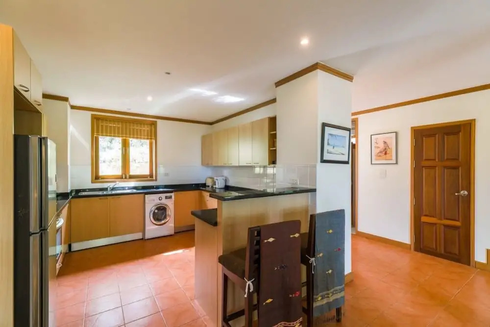 6 Bedroom Twin Villas on Beach Front Resort 11/12
