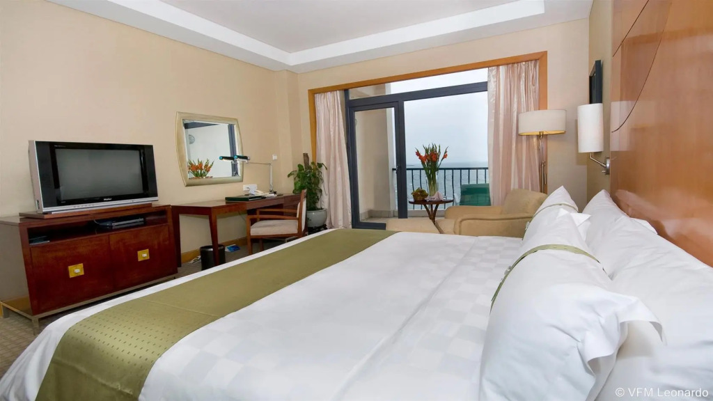 New Century Sea View Hotel Qinhuangdao