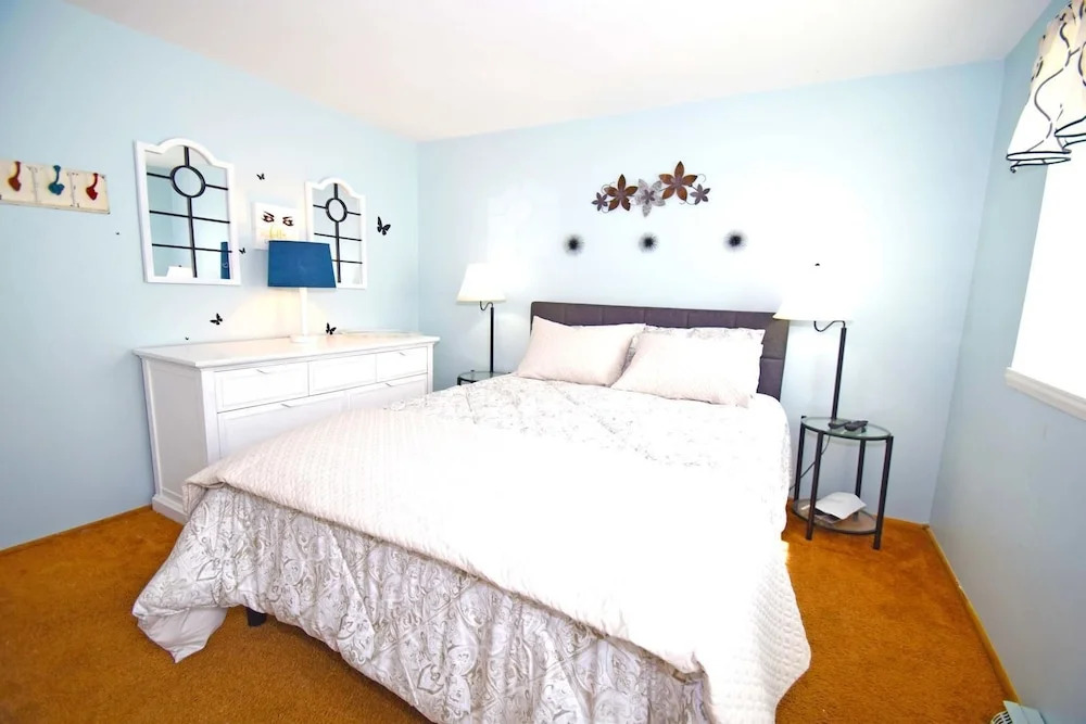 Royal Palm Court 1208-10 - 2 Br Townhouse