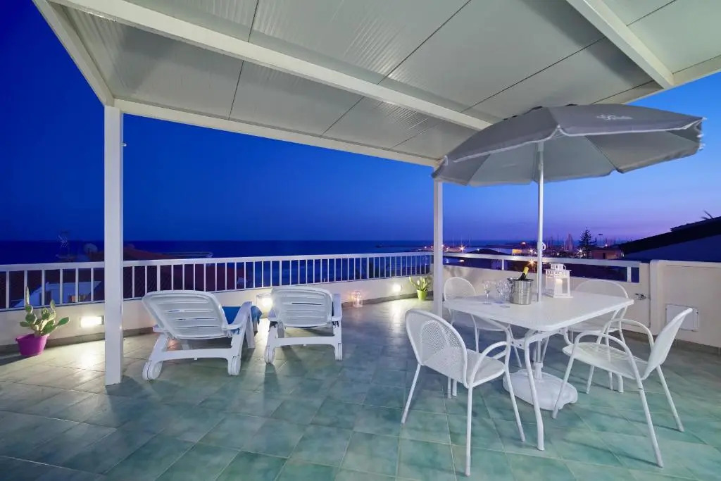 Archimede, appartamento con vista in centro a Marina di Ragusa