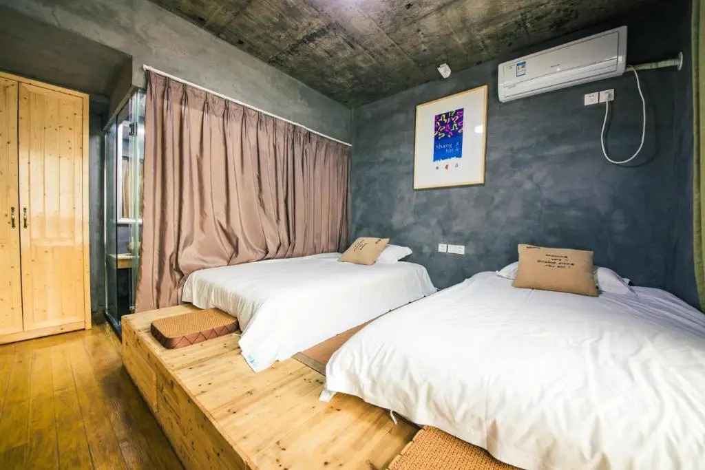 Zhujiajian Garden Inn