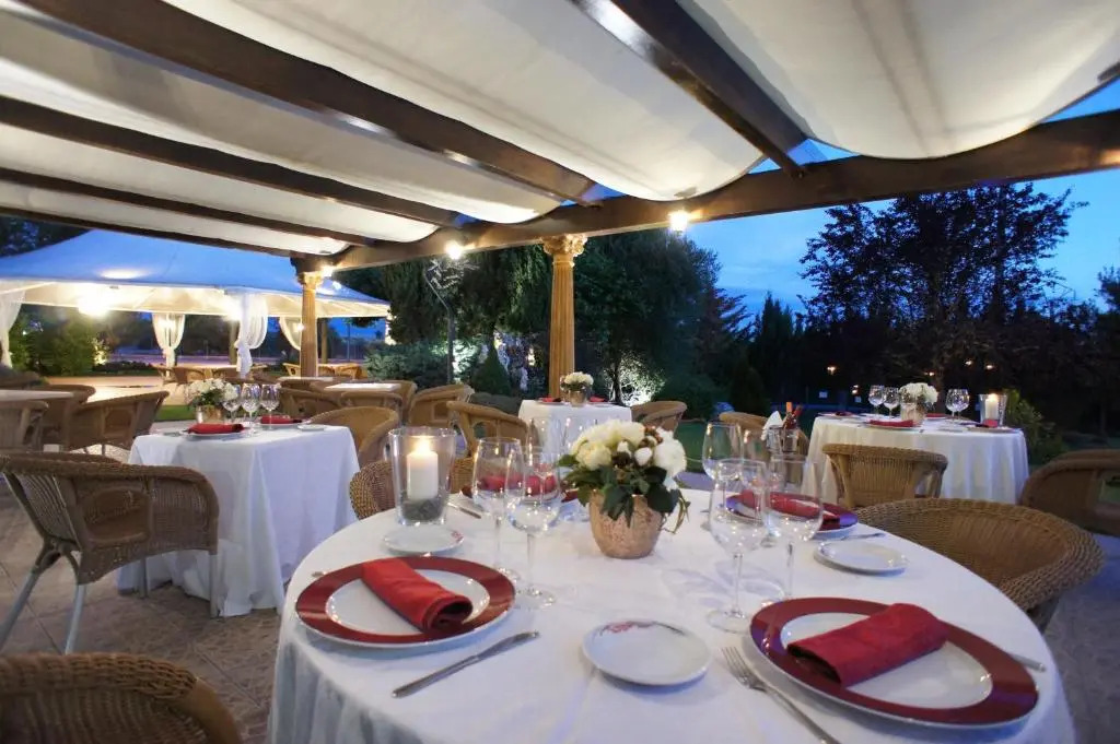 Hotel Montermoso