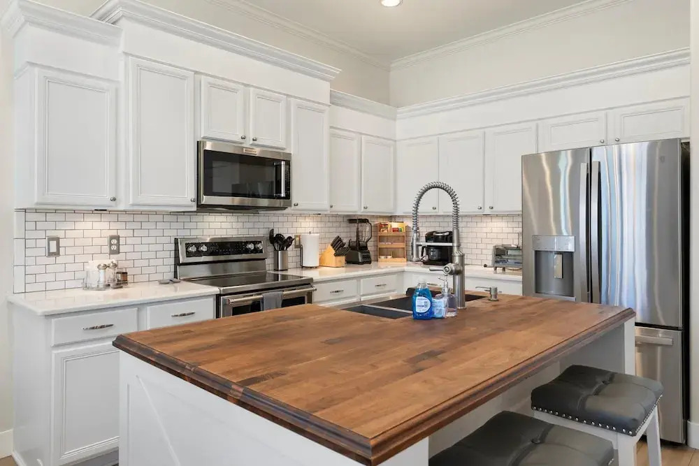 Dublin in Gilbert With 4 Bedrooms and 2 Bathrooms