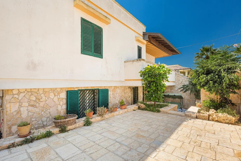 Villa Esador by BarbarHouse
