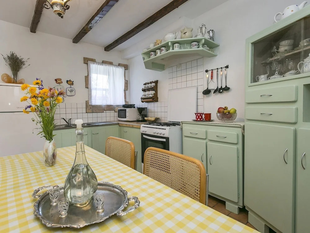 Charming Holiday Home With Private Pool Near Labin, Beach 13 km