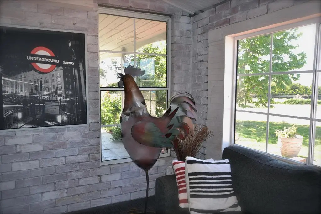 Lakeview Hideaway