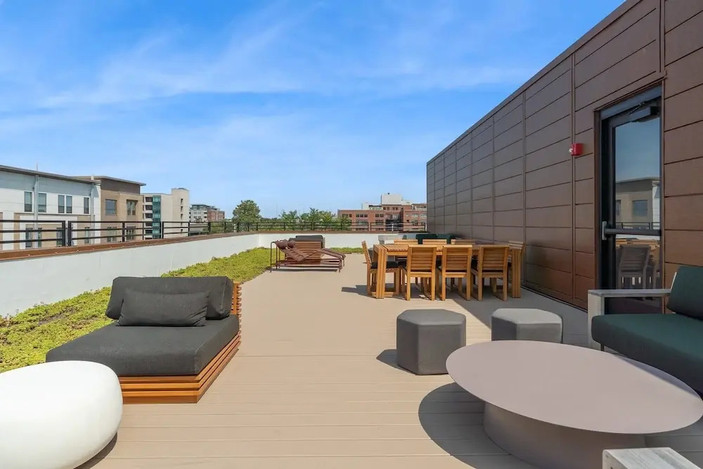 CozySuites at Block20