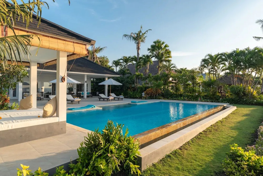 Villa Akasa Segara - The Ocean Feels Like Home