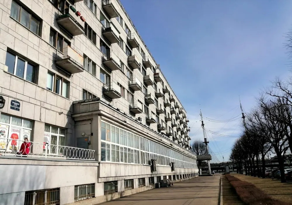 Apartment Troitskaya 61
