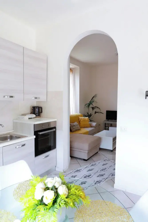 Apartment in Villa Between Como and Switzerland