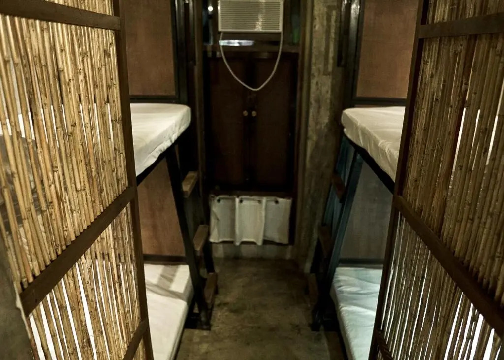 Hang Loose Hostel