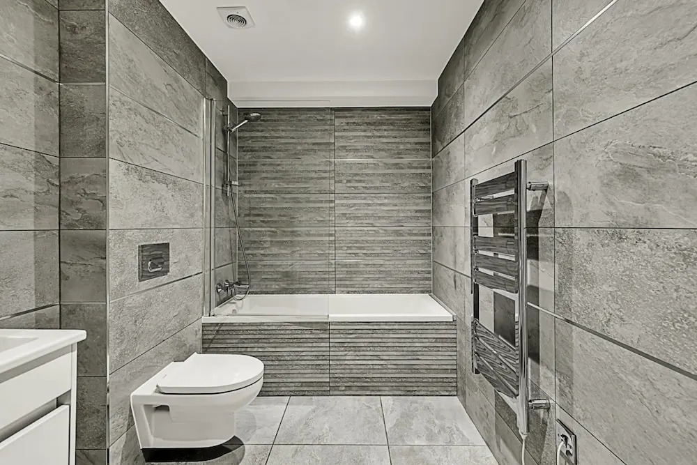 Chic and Contemporary Retreat in Brentford