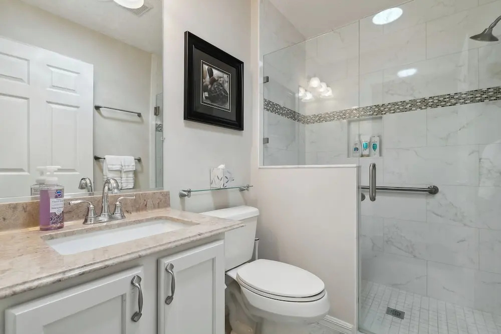 Charming Designer Home Near Lake Sumter