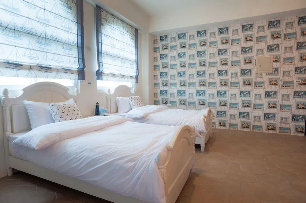 Pacific Ocean Vacation hostel