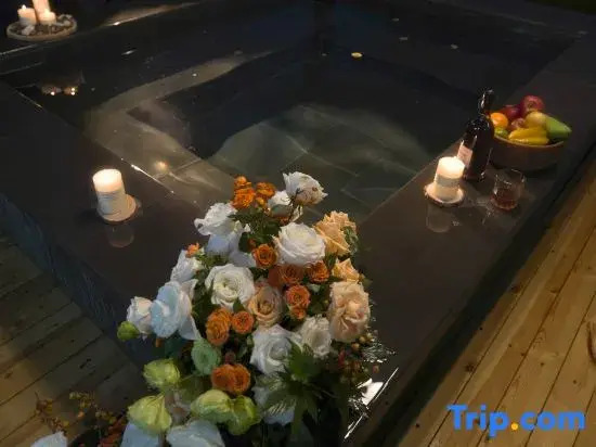 Tengchong Zhilin | Hillside View | Authentic Hot Spring Luxury Villa