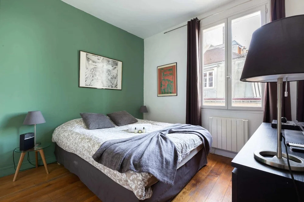 Charming Flat in the Heart of Paris, Ideal for 2 !