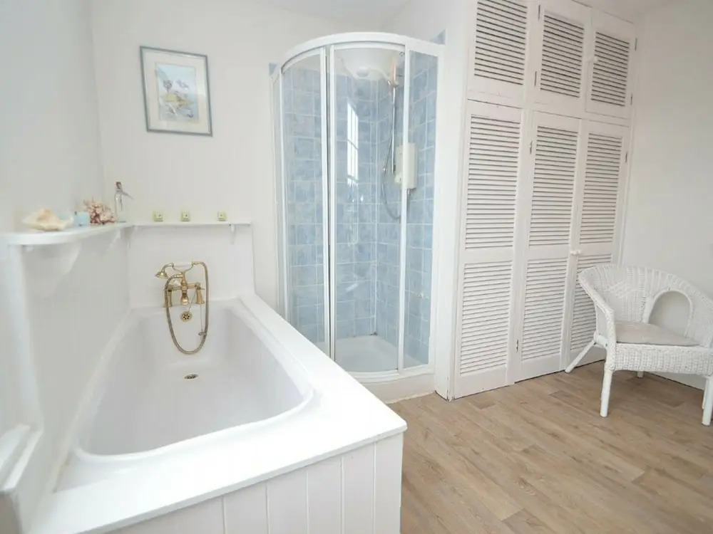 Spacious, Bright Holiday Home With a Superb View of the Hilly Surroundings