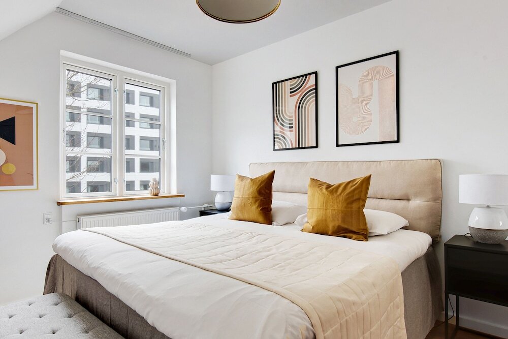 Charm 2 - Great 2-bdr Apt With Shared Garden and Balcony