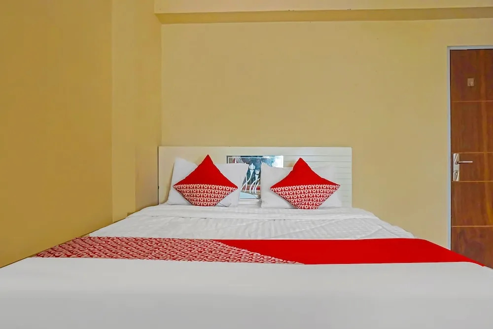 OYO 92292 Nadjla Property Cibubur Village