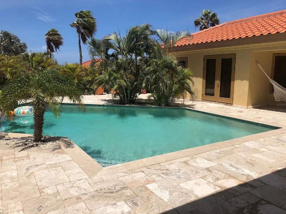 Paradise Retreat