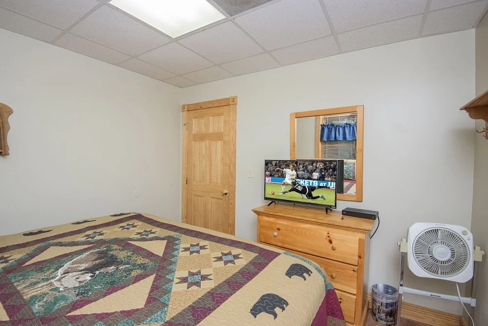 ER100 - Making Memories Great location - Close to town! cabin