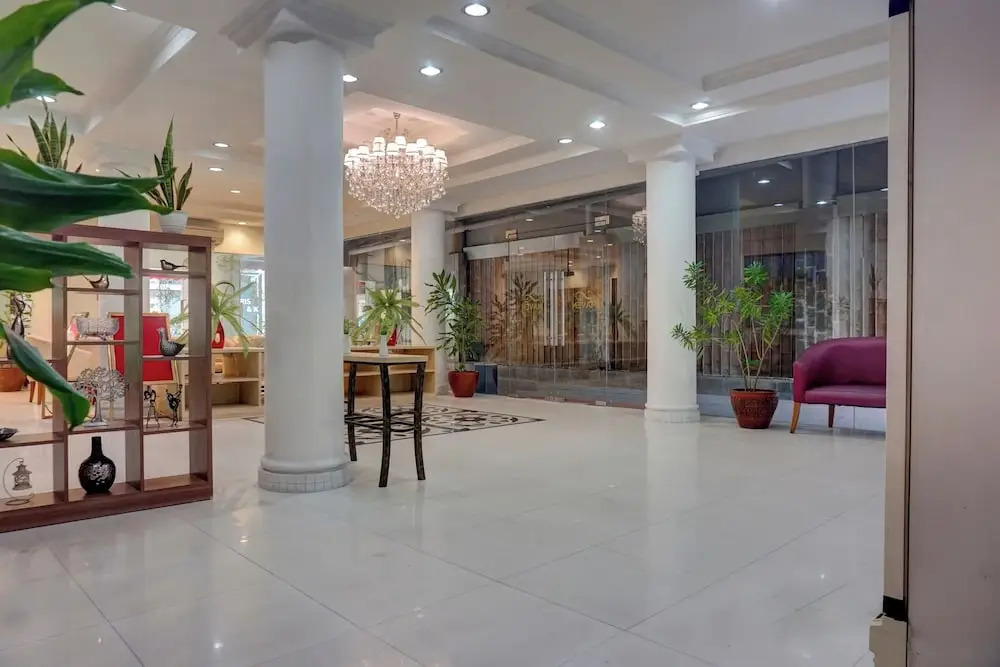 Hotel O Townhouse Oak Grand Orienchi